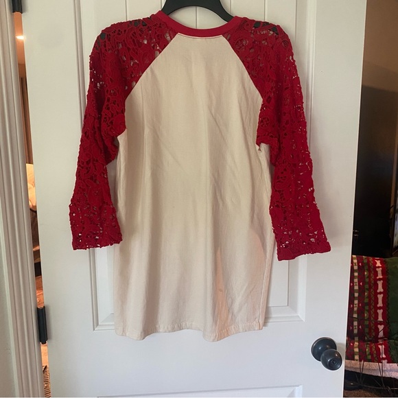 Luxor JLT women’s “Merry Christmas Y’all” raglan red lace sleeve tee - Picture 7 of 8